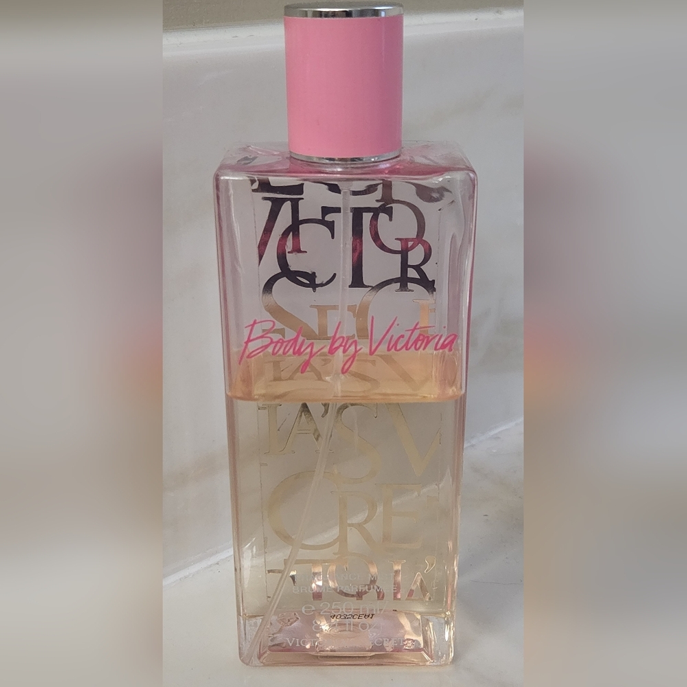 Victoria's Secret "BODY BY VICTORIA" Fragrance Mist LG 8.4 oz VERY RARE